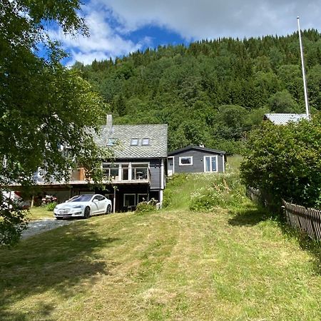Voss- Myrkdalen Lodge Vossestrand エクステリア 写真