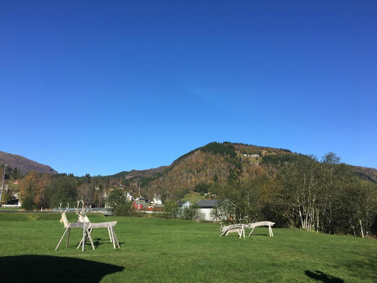 Voss- Myrkdalen Lodge Vossestrand エクステリア 写真